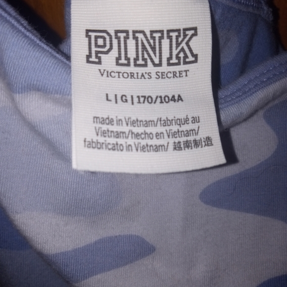 Victoria's secret Pink 🩷  Large Blue camouflage Crop Top with Sports Bra - Picture 2 of 4